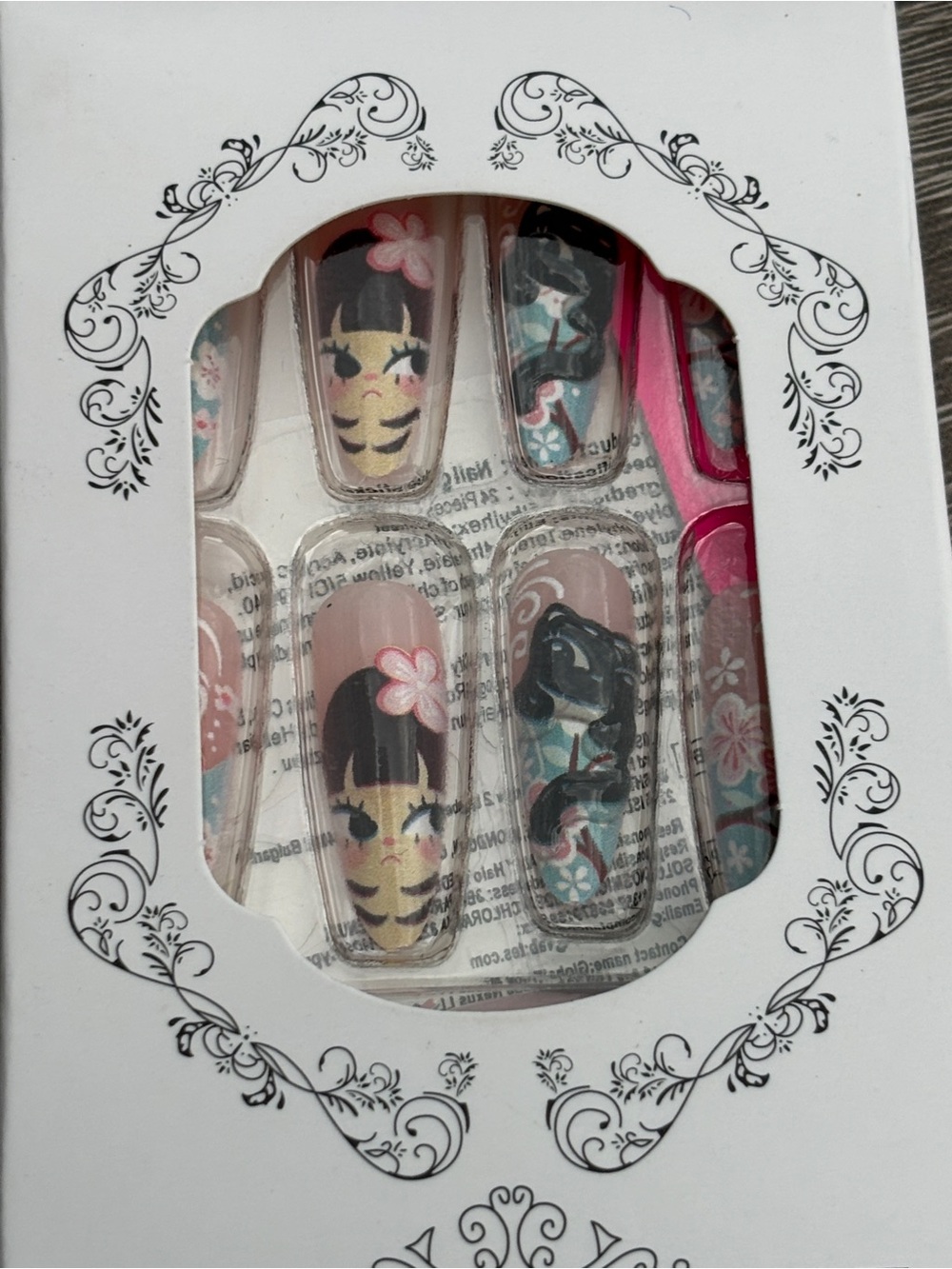 Anime Designed Press-On Nail Set - Picture 4 of 9